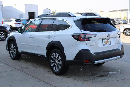 2025 Subaru Outback Touring XT