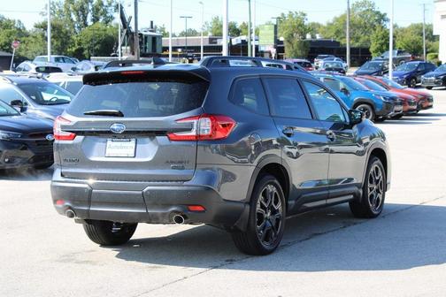 2025 Subaru Ascent Onyx Edition Touring 7-Passenger