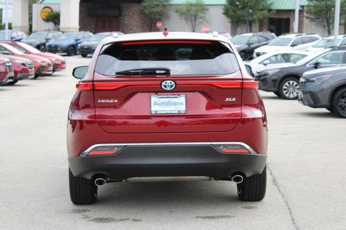 2024 Toyota Venza XLE