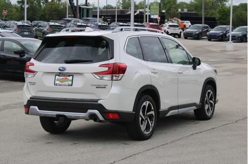 2022 Subaru Forester Touring