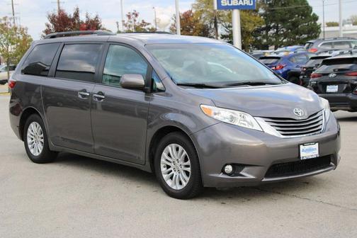 2015 Toyota Sienna XLE