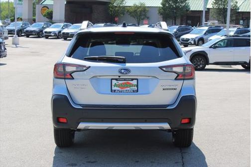 2025 Subaru Outback Touring XT