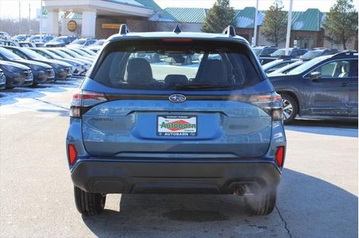 2025 Subaru Forester Base