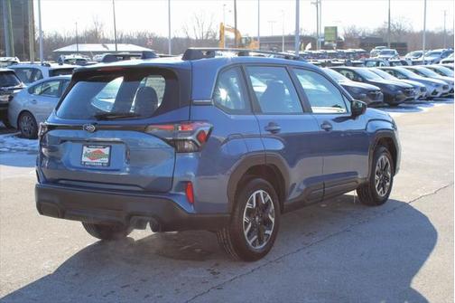 2025 Subaru Forester Base
