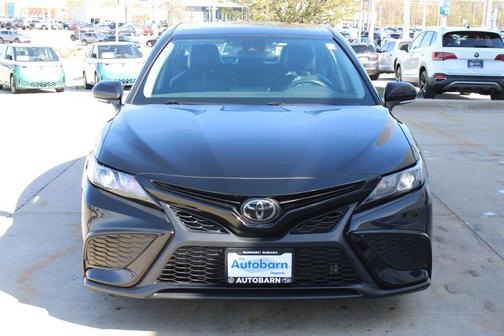 Midnight Black Metallic 2024 Toyota Camry SE