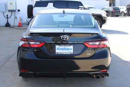 Midnight Black Metallic 2024 Toyota Camry SE