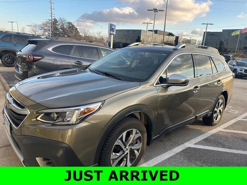 2022 Subaru Outback Touring XT