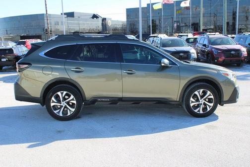 2022 Subaru Outback Touring XT