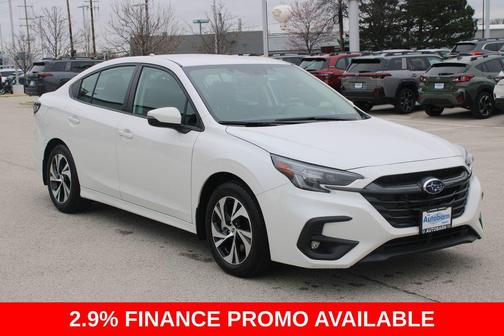 Crystal White Pearl 2025 Subaru Legacy Premium