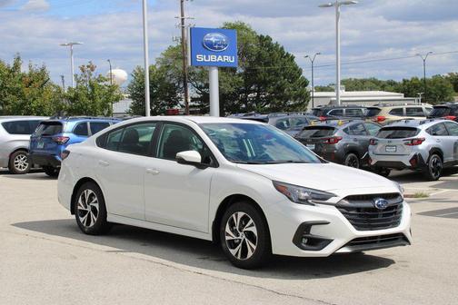 Crystal White Pearl 2025 Subaru Legacy Premium