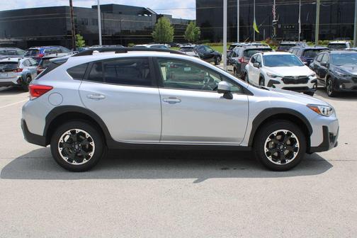 Ice Silver Metallic 2023 Subaru Crosstrek Premium