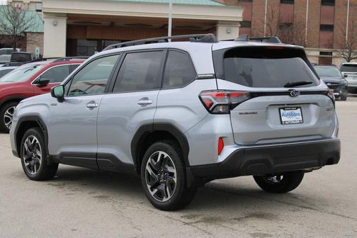 2025 Subaru Forester Hybrid Premium