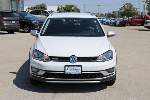 2017 Volkswagen Golf Alltrack TSI S