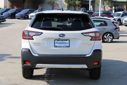 2025 Subaru Outback Limited XT