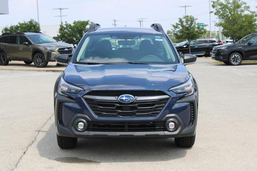 2025 Subaru Outback Base