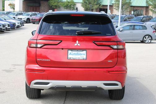 Red Diamond/Black Roof 2024 Mitsubishi Outlander SEL