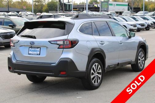 2025 Subaru Outback Premium