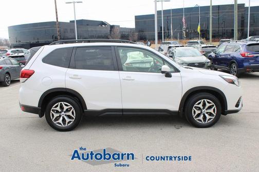 Crystal White Pearl 2024 Subaru Forester Premium