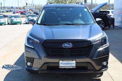 Magnetite Gray Metallic 2024 Subaru Forester Premium