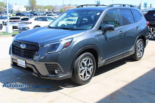 Magnetite Gray Metallic 2024 Subaru Forester Premium