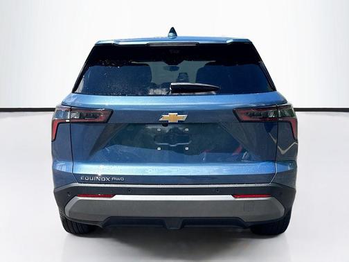 Lakeshore Blue 2026 Chevrolet Equinox LT