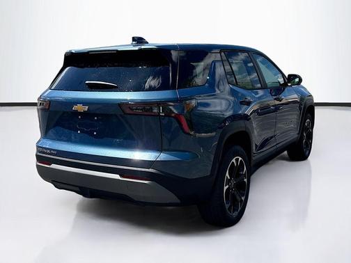 Lakeshore Blue 2026 Chevrolet Equinox LT