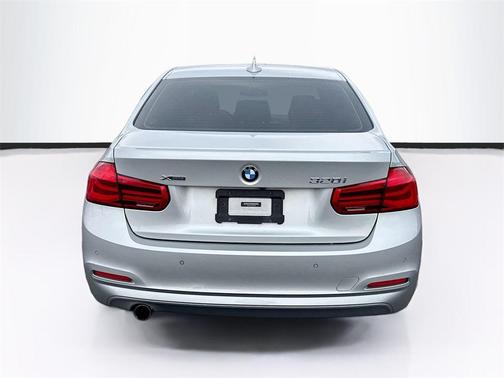 2017 BMW 320 i xDrive