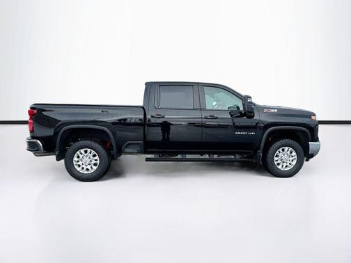 2024 Chevrolet Silverado 3500 LT