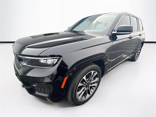 2022 Jeep Grand Cherokee Overland
