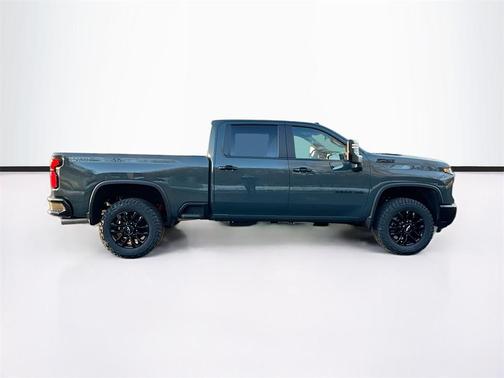2026 Chevrolet Silverado 3500 LT