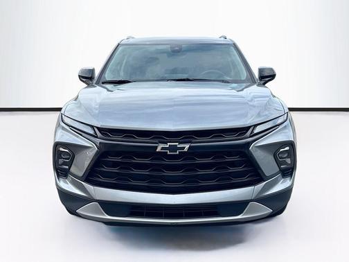 Sterling Gray Metallic 2023 Chevrolet Blazer 2LT