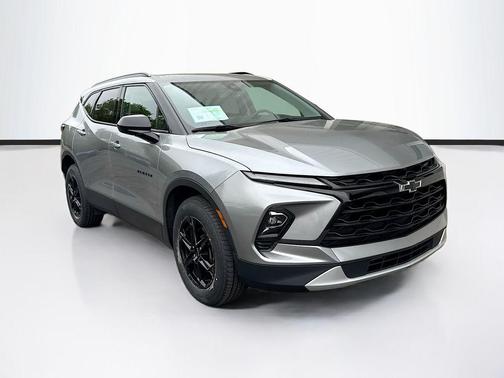 Sterling Gray Metallic 2023 Chevrolet Blazer 2LT
