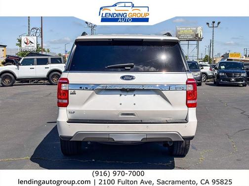 White Platinum Metallic Tri-Coat 2018 Ford Expedition Max XLT