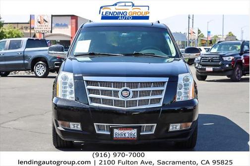 2013 Cadillac Escalade Platinum Edition