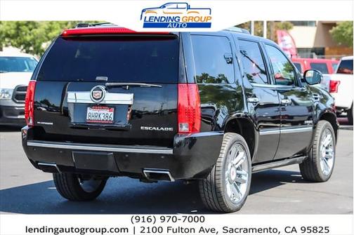 2013 Cadillac Escalade Platinum Edition