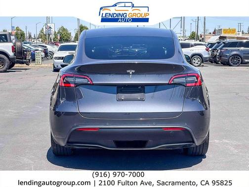 2021 Tesla Model Y Standard Range Rear-Wheel Drive