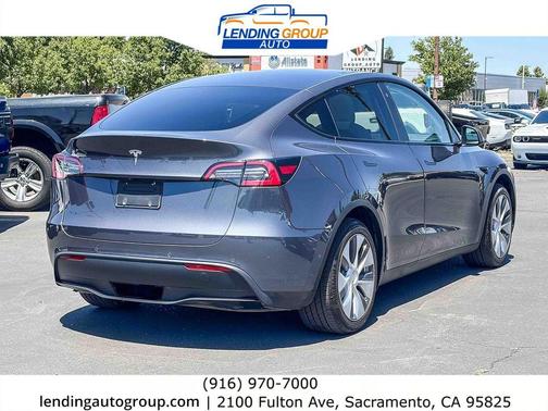 2021 Tesla Model Y Standard Range Rear-Wheel Drive