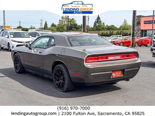 2010 Dodge Challenger SE