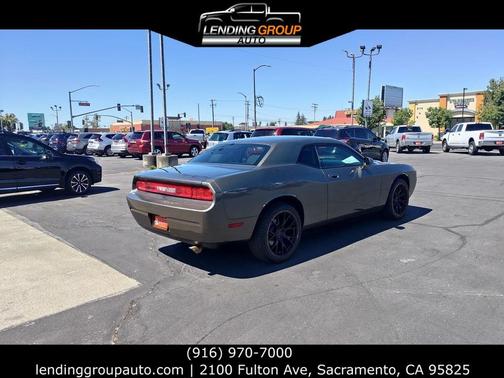 2010 Dodge Challenger SE