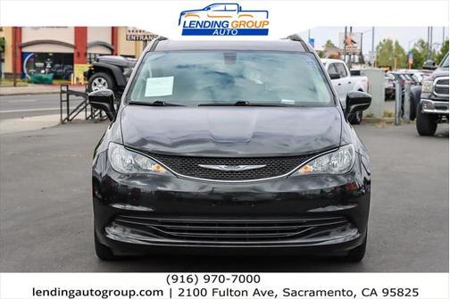 2020 Chrysler Voyager LXI