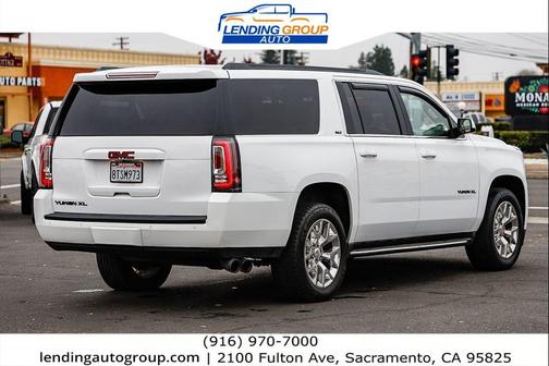 2017 GMC Yukon XL SLT