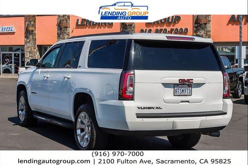 2017 GMC Yukon XL SLT