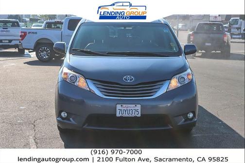 2017 Toyota Sienna XLE