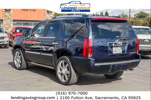 Blue Chip 2007 Cadillac Escalade Base