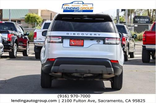 2017 Land Rover Discovery SE