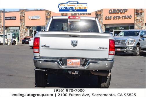2017 RAM 2500 Big Horn Crew Cab 4x4 6'4' Box