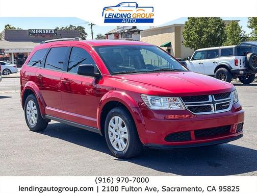 Redline 2 Coat Pearl 2017 Dodge Journey SE