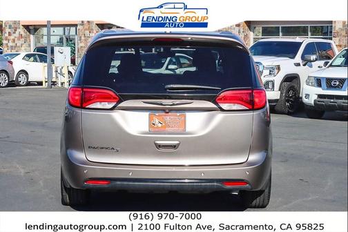 2018 Chrysler Pacifica Touring Plus