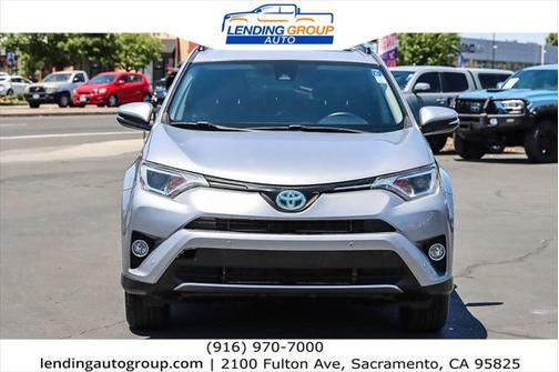 2017 Toyota RAV4 Hybrid XLE
