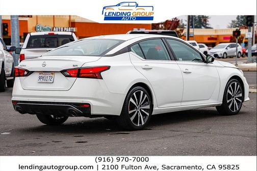 2022 Nissan Altima SR FWD